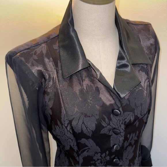 Amanda Lane Vintage Women’s XS/S Black Gothic Vampire Button-up Duster Overcoat - Picture 6 of 12